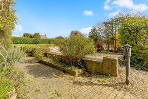 Banbury Road North Newington